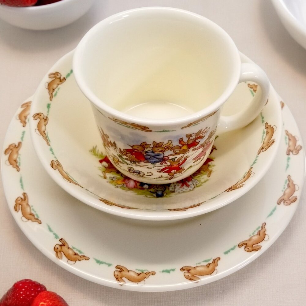 Bunnykins Children’s 3-Pcs Dish Set Bone China Royal Doulton England Collectable - Picture 6 of 16